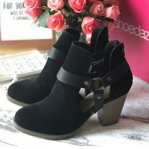 Shoe Dazzle Womens Boots Black Latona Ring Strap Bootie’s Size 11